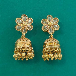 Achetez en ligne des Jhumki antiques de qualité export avec placage or 233094 - Product Image 6