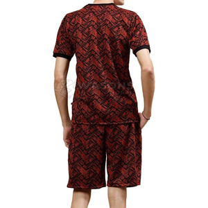 Conjunto de camiseta y pantalones cortos con estilo, diseño moderno, ajuste cómodo, ideal para ropa urbana y estilo de vida activo. - Product Image 6