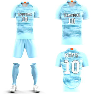 Uniformes de football pour hommes hautement personnalisables, football pour jeunes avec impression de logo de club par sublimation, polyester vert pour adultes - Product Image 6