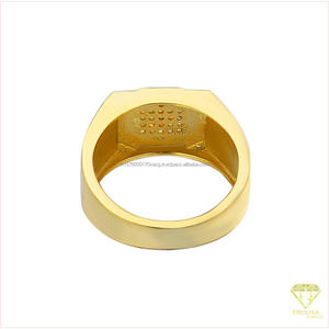 Bague statement hexagonale en argent sterling 925 avec diamant moissanite de luxe, centre en pierre détaillée et motif latéral audacieux - Product Image 3