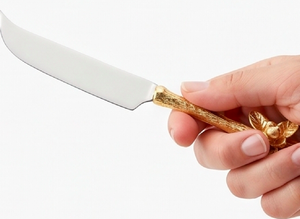 Gold Flower Handle <b>Cheese</b> <b>Knife</b> <b>Set</b> In Stainless Steel Head Elegant Durable Design Perfect For Tabletop Home And Kitchen Use - Product Image 2
