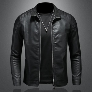 Veste en cuir slim pour homme de haute qualité avec col montant, poche zippée et détails en cuir, style motard - Product Image 3