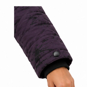 Parka coupe-vent à capuche pour femme avec isolation de qualité supérieure, poches de rangement fonctionnelles et silhouette moderne - Product Image 4