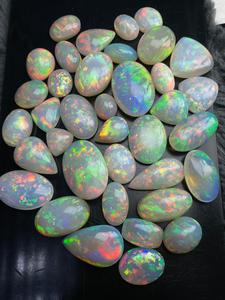โอปอลเอธิโอเปียธรรมชาติแบบคาโบชอง รูปทรงผสม หลายสี ประกายสวยงาม พลอยหลวม ไม่ผ่านการปรับแต่ง สำหรับทำเครื่องประดับ - Product Image 3