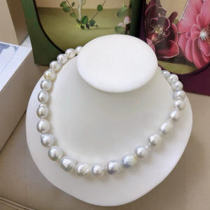 Manufacturer Wholesale 5-6mm Natural Pearl <b>Necklace</b> in <b>Candy</b> Colors with Glossy Leather Fashionable Matching Gift Box Included - Product Image 2