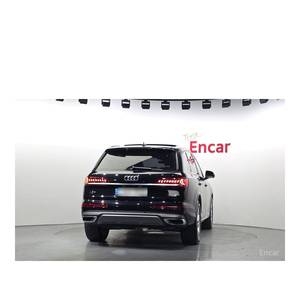 Audi Q7 45 TDI quattro Premium Diciembre 2023 94,847 km Volante a la Izquierda Combustible Diésel Caja de Cambios Automática Asientos de Cuero Cámara Trasera - Product Image 4