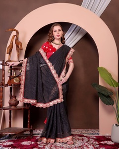 Saree DE TRABAJO Bordado de hilo Zari de terciopelo de diseñador con blusa sin costuras ropa negra india y paquistaní - Product Image 2