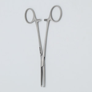 Pinzas Quirúrgicas Manuales Rochester Ochsner de Acero Inoxidable, Hemostáticas, Rectas, Curvas, con Mandíbula Serrada, Juego de Instrumentos de Máxima Comodidad - Product Image 4
