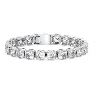 REYES Precio al por mayor Pulsera de tenis con piedras de moissanita de corte cojín de 7 mm en plata de ley 925 con baño de oro de 14K, Joyería fina - Product Image 1