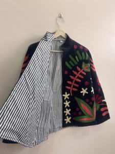 Veste en velours brodée à la main Suzani, manteau pour femme, veste Suzani, cadeau pour elle - Product Image 5