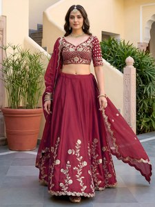 Maroon Organza Embroidered <b>Lehenga</b> With Gold Floral Work A-Line Floor-Length Bridesmaid Dress V-Neck Short Sleeve - Product Image 3