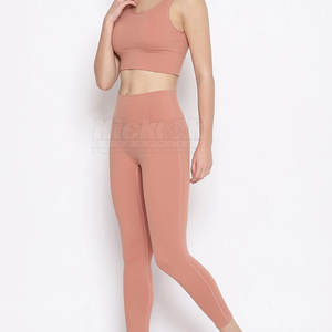 Conjunto de Yoga para Mujer Más Vendido, con Tela Suave y Elástica, Ideal para Ejercicio Diario y Comodidad - Product Image 2