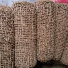 Filet en fibre de coco haute résistance pour l'aménagement paysager et la construction verte - Product Image 4