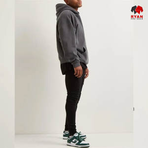 Sweat à capuche pour homme Ryan Pro Gear avec logo personnalisé sur le devant, 100% coton molletonné respirant, design hiver ODM OEM - Product Image 2