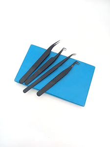 Pinzas para Pestañas de Acero Inoxidable con Punta Suave Antiestática, Herramienta de Belleza Duradera para Estilizar Pestañas con Volumen, Empaque Personalizado con Logotipo - Product Image 6