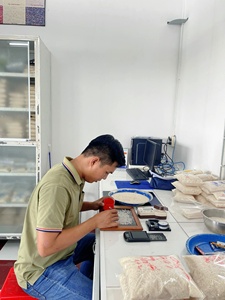 ข้าวหอมมะลิเวียดนามพรีเมียม |   ข้าวหอมมะลิเมล็ดยาว |   ผู้นำเข้าและผู้จัดจำหน่าย |   คุณเซเลสเต วิลาโคนิค - Product Image 1