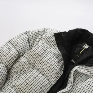 Veste matelassée réversible à carreaux pour homme, col montant, fermeture éclair, en polyester épais, idéale pour l'hiver et les tenues décontractées - Product Image 5