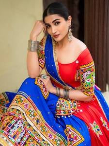 Color Block Embroidered Floor-Length Casual Leheriya Lehenga Set Traditional Embroidered <b>Dress</b> for Festival Wedding Stage Wear - Product Image 4