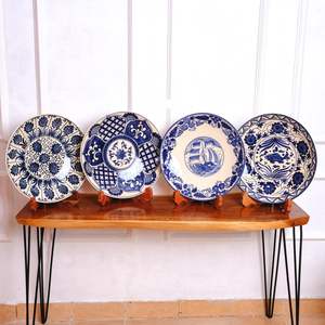 Assiettes et vaisselle en céramique et émail, décoratives, faites à la main, peintes à la main, traditionnelles, abstraites, pour une décoration intérieure luxueuse - Product Image 3