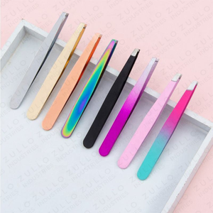แหนบดึงขนคิ้วปลายเฉียงเคลือบไทเทเนียมพรีเมียม สีสันตามสั่ง ผลิตจากสแตนเลส พร้อมกล่องเก็บ - Product Image 4