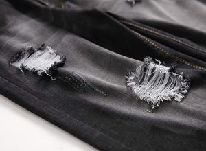 2023 nuevos pantalones cortos de mezclilla medianos moda suelta luz negro verano hombres pantalones vaqueros desgastados - Product Image 5