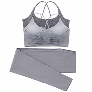 Ensemble de sport et yoga grande taille couleur unie, legging taille haute et brassière de sport dos croisé, sans couture, léger et recyclable - Product Image 2