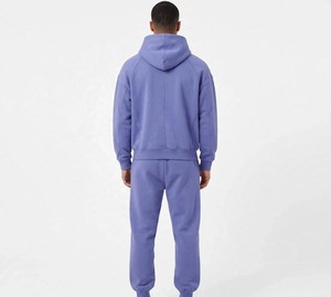 Conjunto deportivo informal de dos piezas para hombre, sudadera con capucha y cremallera de color sólido y pantalones deportivos. - Product Image 3