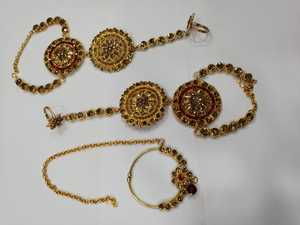 Indian Trendy Classic Choker Engagement Anniversary Wedding Party <b>Gift</b> Set Crystal Kundan Faux Pearl Alloy Gold Earrings - Product Image 3