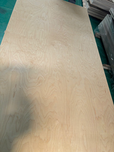 Contrachapado de Abedul de Alta Calidad CC Antideslizante con Núcleo de Goma Resistente 4x8 pies 9-12-15-18-21mm para Sala de Estar, Hotel, Apartamento, Vietnam - Product Image 4