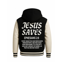 Chaqueta Varsity de Invierno Impermeable y Ecológica con Capucha para Hombre, Estilo Béisbol, Color Negro y Beige, Personalizable con Letras en la Parte Delantera, Modelo JESUS SAVES