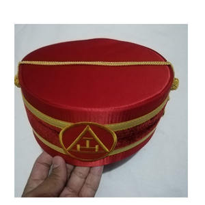 Gorra de la Corona del Consejo de Maestros Ilustres Reales y Selectos Masónicos, de Seda Morada con Terciopelo Amarillo y Trenza Dorada - Product Image 4