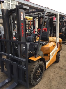 Carrello Elevatore Usato <span class=keywords><strong>TCM</strong></span> FD30 Più Venduto, Capacità 3000kg, Alimentato a Diesel, Pronto all'Uso per Magazzino, Macchina in Vendita - Product Image 2