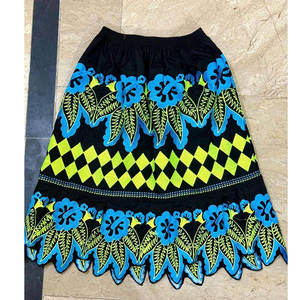 Faldas Bordadas de Alta Calidad para Mujer, Personalizadas, Estilo de las Islas del Pacífico, Tela Micronesiana, Trabajo de Bordado - Product Image 3