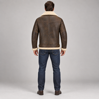 Veste en cuir aviateur marron pour homme avec doublure en fourrure chaude, boucles réglables et poches utilitaires