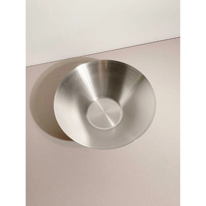 Bol à salade classique en acier inoxydable doré et argenté, plat de service luxueux en métal pour salade et chocolat, non toxique, compatible lave-vaisselle - Product Image 6