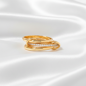 แหวนเงินแท้ 925 ประดับเพชรซิคอน ดีไซน์หลายวงเชื่อมต่อกันแบบอินเตอร์ล็อค วงแหวนแต่งงาน/หมั้น ดีไซน์ทันสมัย 2 สี แบบสามวง - Product Image 5