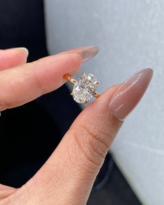 แหวนเพชรรูปไข่ 3 กะรัต เพาะเลี้ยงในห้องปฏิบัติการ แหวนทอง 14k ประดับเพชรรอบวงแบบซ่อน ได้รับการรับรองจาก IGI - Product Image 3