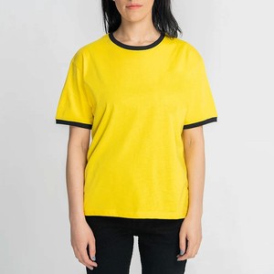 เสื้อยืดผู้หญิงผ้าฝ้ายพรีเมียม 100% ระบายอากาศได้ดี น้ำหนัก 180 กรัม พิมพ์ลาย ปัก ลายเรียบ ย้อมสี ทรงเข้ารูป รับผลิตแบบ OEM - Product Image 1