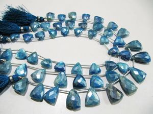 Cuentas de piedra lunar con revestimiento AB facetadas en forma de trillón, color topacio azul natural, 16-18 mm, hebra de 10 pulgadas - Product Image 2
