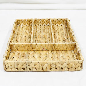 Plateaux de service en jacinthe d'eau tissée de haute qualité, organisateur décoratif de luxe pour la cuisine et le salon - Product Image 2