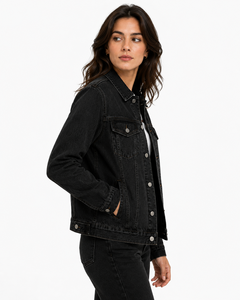 Chaqueta Vaquera Negra Personalizada para Mujer |   Chaqueta Vaquera Vintage Lavada al por Mayor |   Ropa de Moda de Marca Privada OEM - Product Image 3