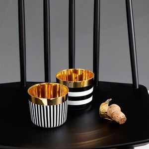 Gobelet à vin moderne en acier inoxydable, élégant, à pied argenté, pour la salle à manger, le bar et les réceptions - Product Image 4