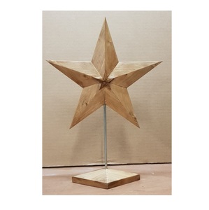 Centre de table en bois naturel en forme d'étoile pour une décoration de table élégante dans un style rustique et champêtre, ou pour les occasions festives. - Product Image 4