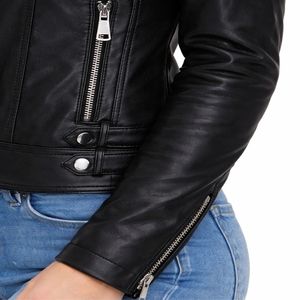 Chaqueta de cuero negra ajustada para mujer, con cuello alto y cremallera, chaqueta de moda, cómoda de llevar, material de cuero de primera calidad - Product Image 6