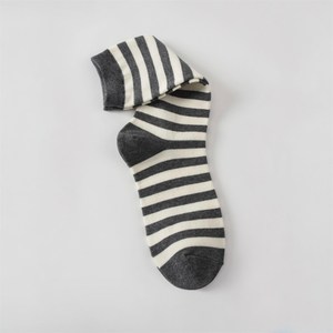 BNSB Sports Custom Design Striped Crew <b>Socks</b> Men's Cotton Knitted Breathable Daily Wear Autumn Regular Style - Product Image 2