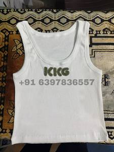 KKG Camiseta sin mangas de algodón blanco con motivo de letras, proveedor al por mayor, chaleco de punto acanalado con pedrería verde, ropa de mujer, top corto informal sin mangas - Product Image 1