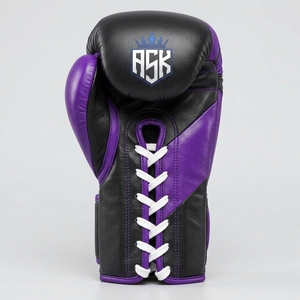 Guantes de boxeo premium con acolchado duradero, ajuste cómodo para las manos, soporte seguro para la muñeca y protección confiable para entrenamientos intensos. - Product Image 3