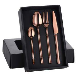Finition Or Rose Élégante pour une Présentation de Table Riche et Sophistiquée, Matériau Robuste, Durable, Résistant à la Rouille et Adapté aux Aliments - Product Image 1