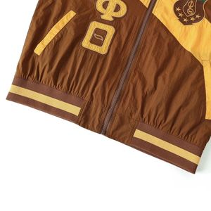 Veste coupe-vent à fermeture éclair intégrale Iota Phi Theta Marron Doré, Vêtement grec de fraternité, Légère et au coupe élégant - Product Image 4