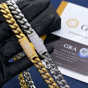 Pulsera de Cadena Cubana con Hebilla de Moissanita Plateada de 12 mm y 7.5 Pulgadas para Hombre, Venta al por Mayor - Product Image 3